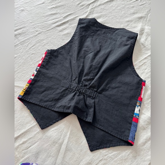 Vintage School Print Sleeveless vest top small - Picture 12 of 12